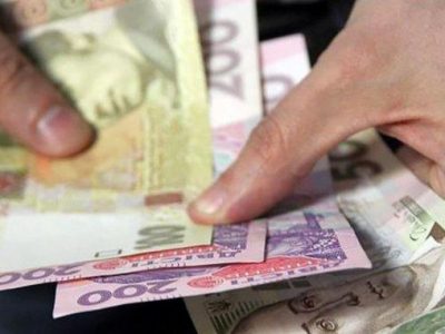 «Пішло, як снігова груда»: менеджерка з продажу дверей обкрадала свого начальника у Черкасах