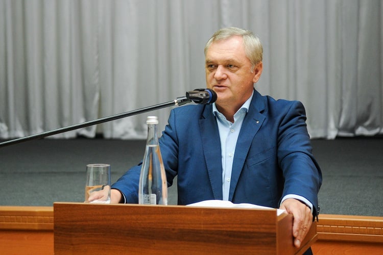 Олександр Черевко ЧНУ