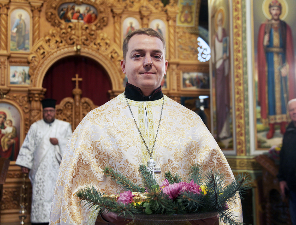 Отець Дмитрій