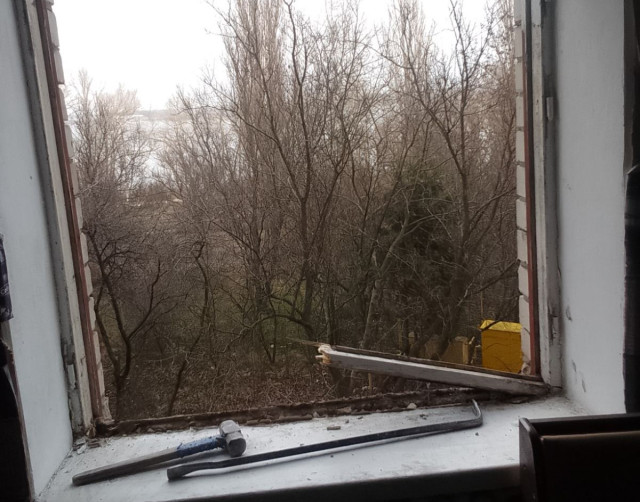 вставновлюють вікна