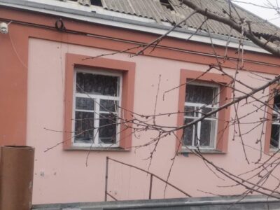 пошкоджений будинок