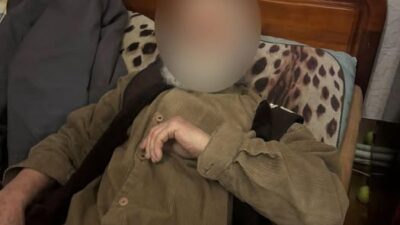 літній чоловік