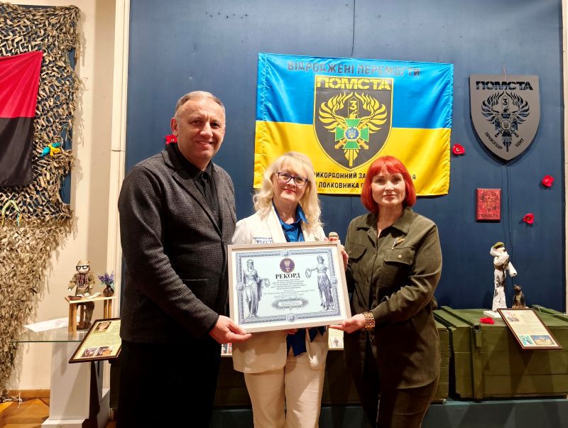 Національний рекорд із найбільшої кількості ляльок‐мотанок встановили у Черкасах (ФОТО)