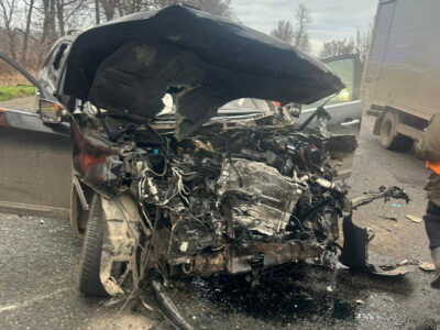 розбита автівка