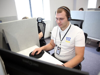 Оператор служби 112