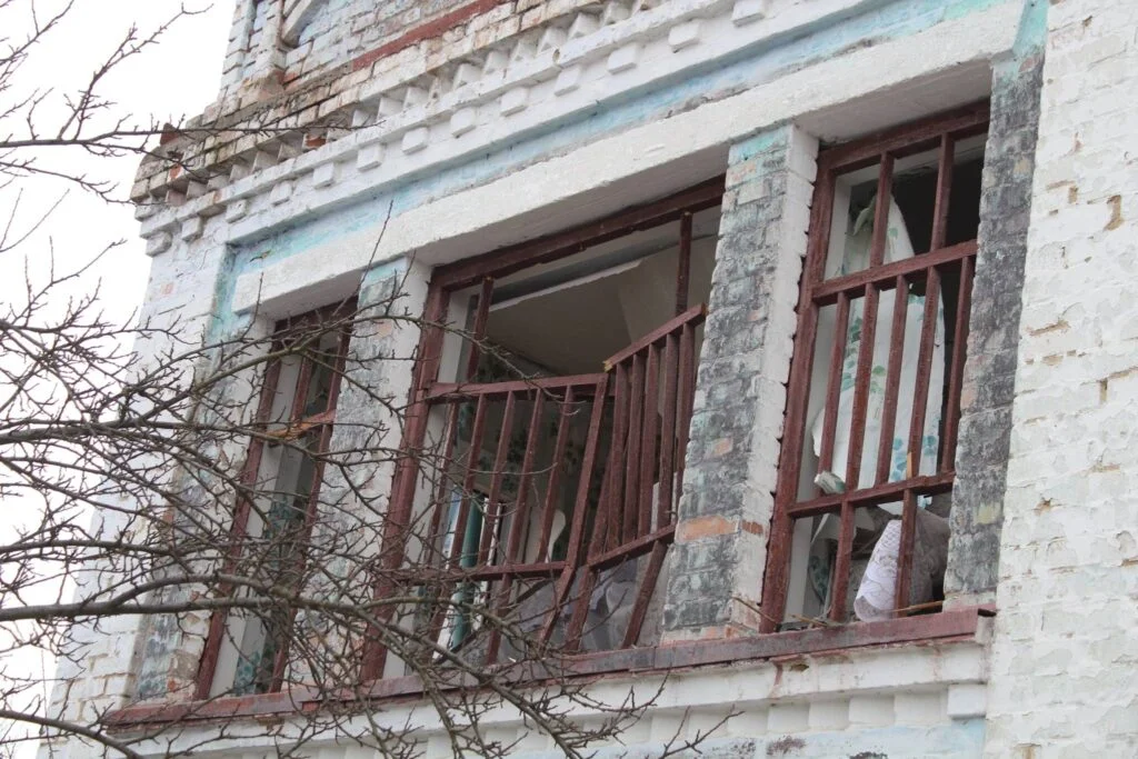 вікно в умані