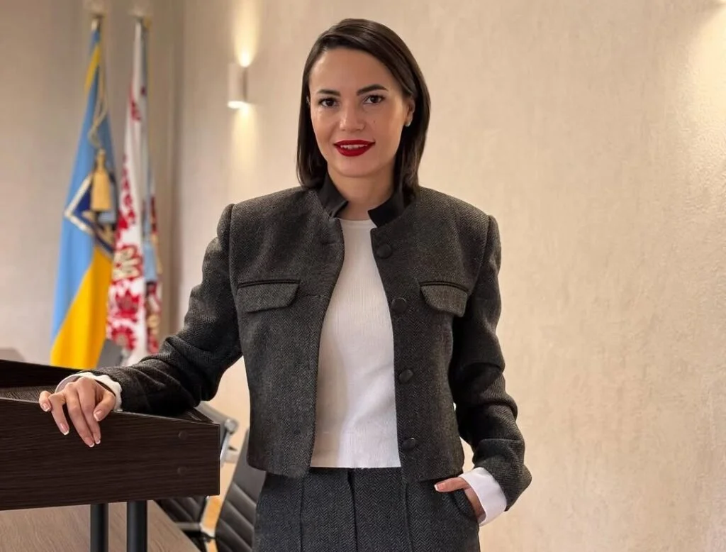 «Так вирішили депутати», – мер Черкас розповів про свою нову заступницю