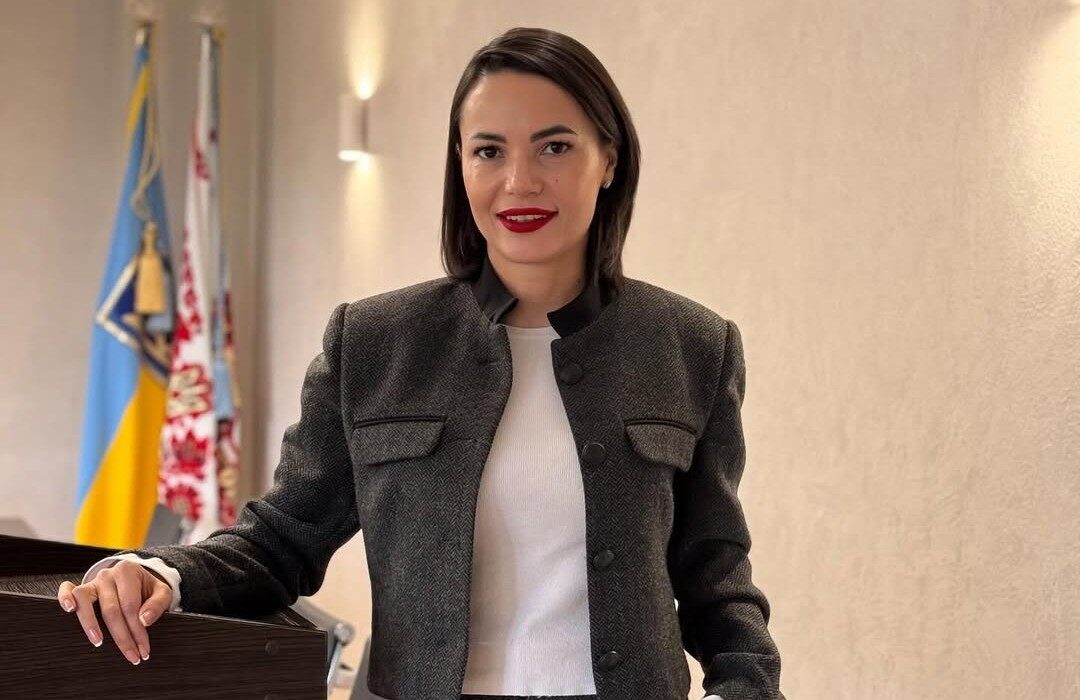 Новоспечена заступниця мера Черкас прикупила розкішне авто суттєво дешевше ринку