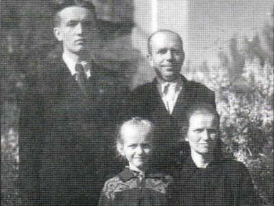 В’ячеслав Чорновіл з батьками та сестрою