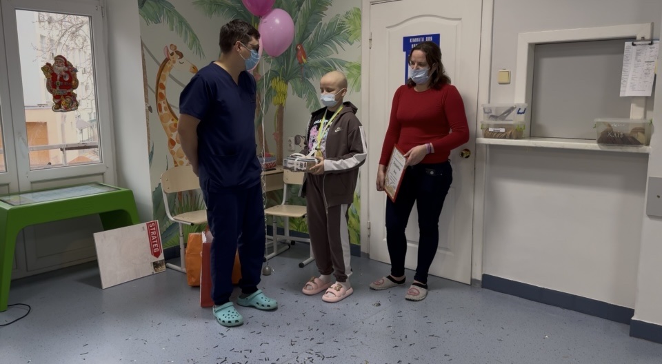 дівчинка онкоцентр