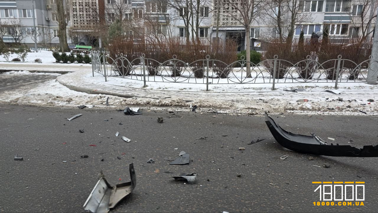 пошкоджені автівки