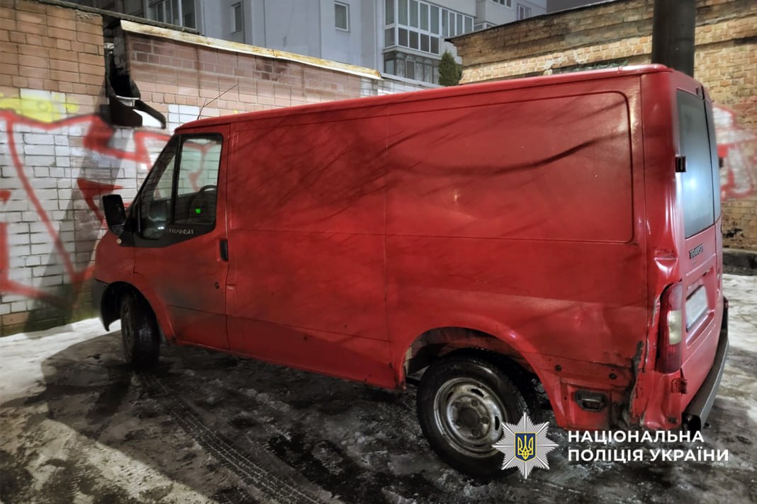 У Черкасах жінку госпіталізували після наїзду автомобіля