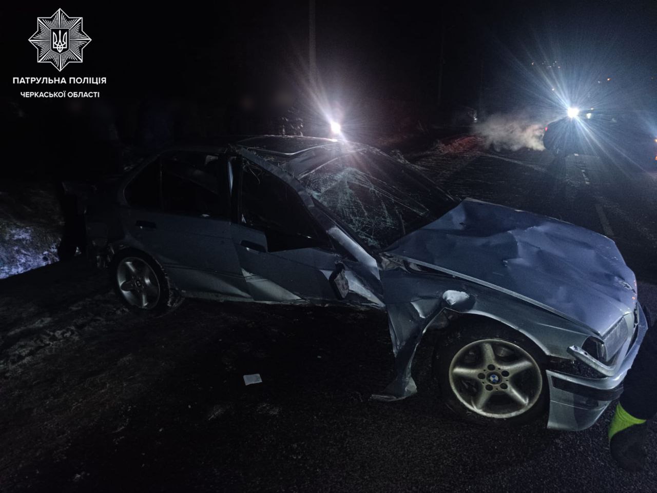 перекинута автівка