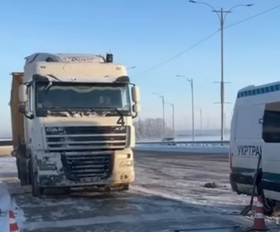 вантажна машина