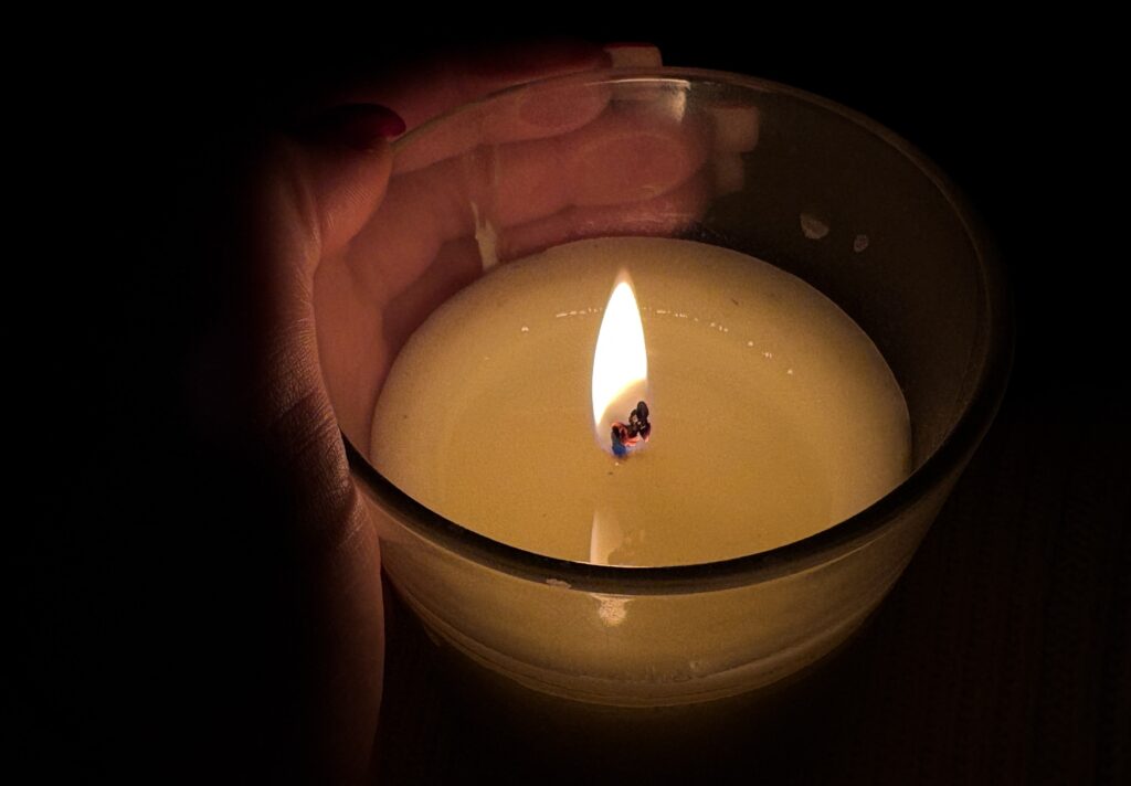 Скільки і в кого не буде електропостачання 18 січня на Черкащині