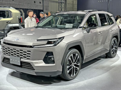 Тойота Рав4