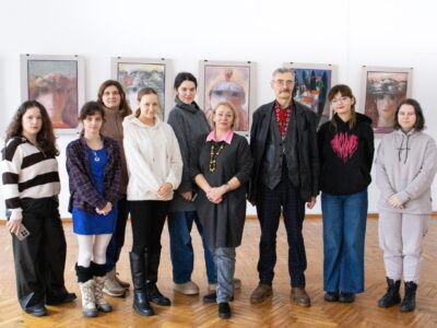 художник з відвідувачами