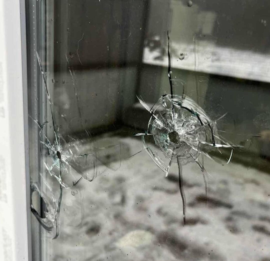 Пошкоджені вікна