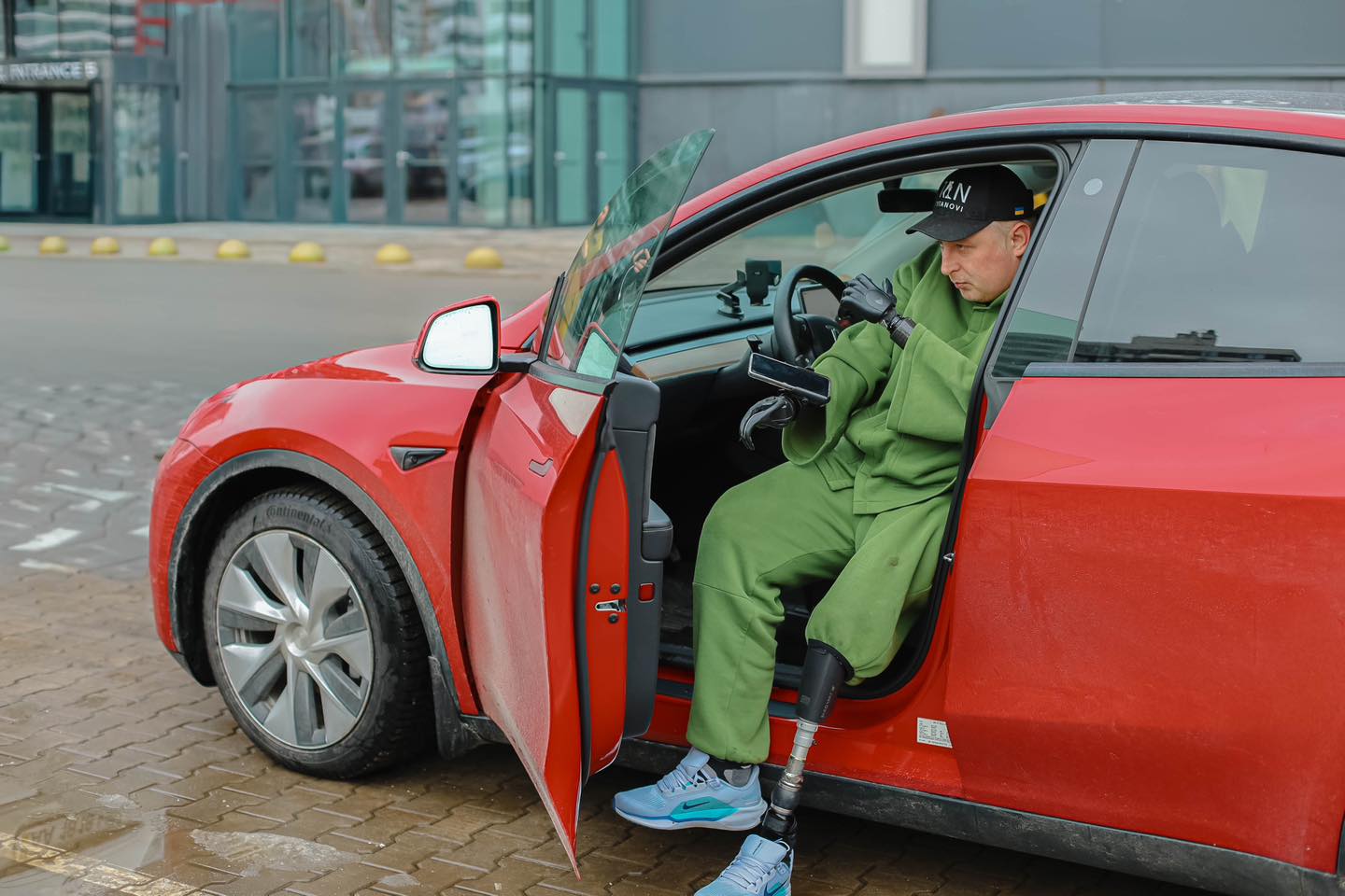 Антон Іванців