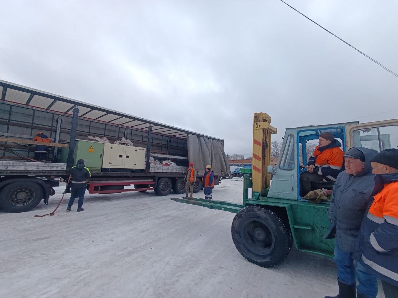 передають генератор