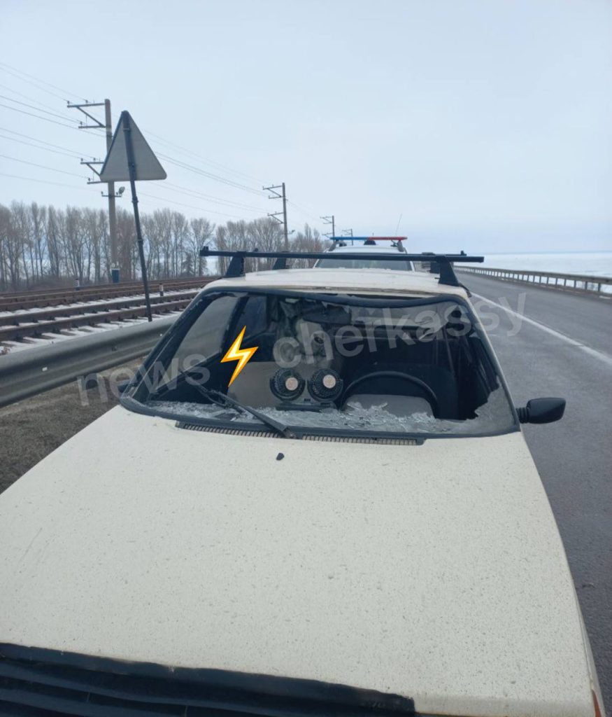 розбите скло у автівки