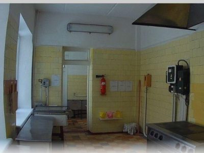 всередині закладу