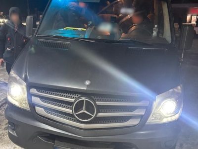 Мерседес Бенз