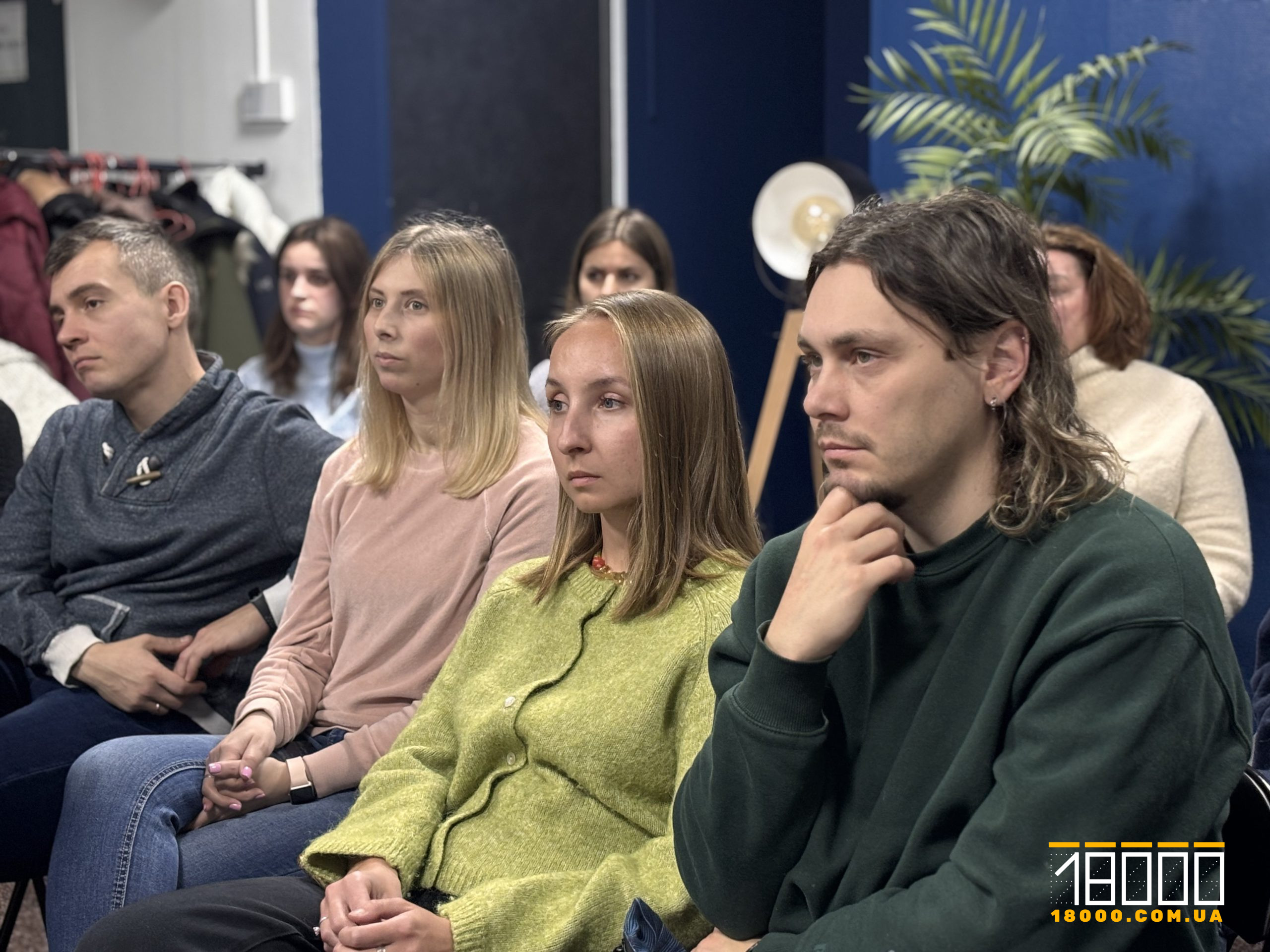 Донатори "18000"