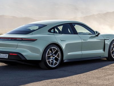 Порше Тайкан