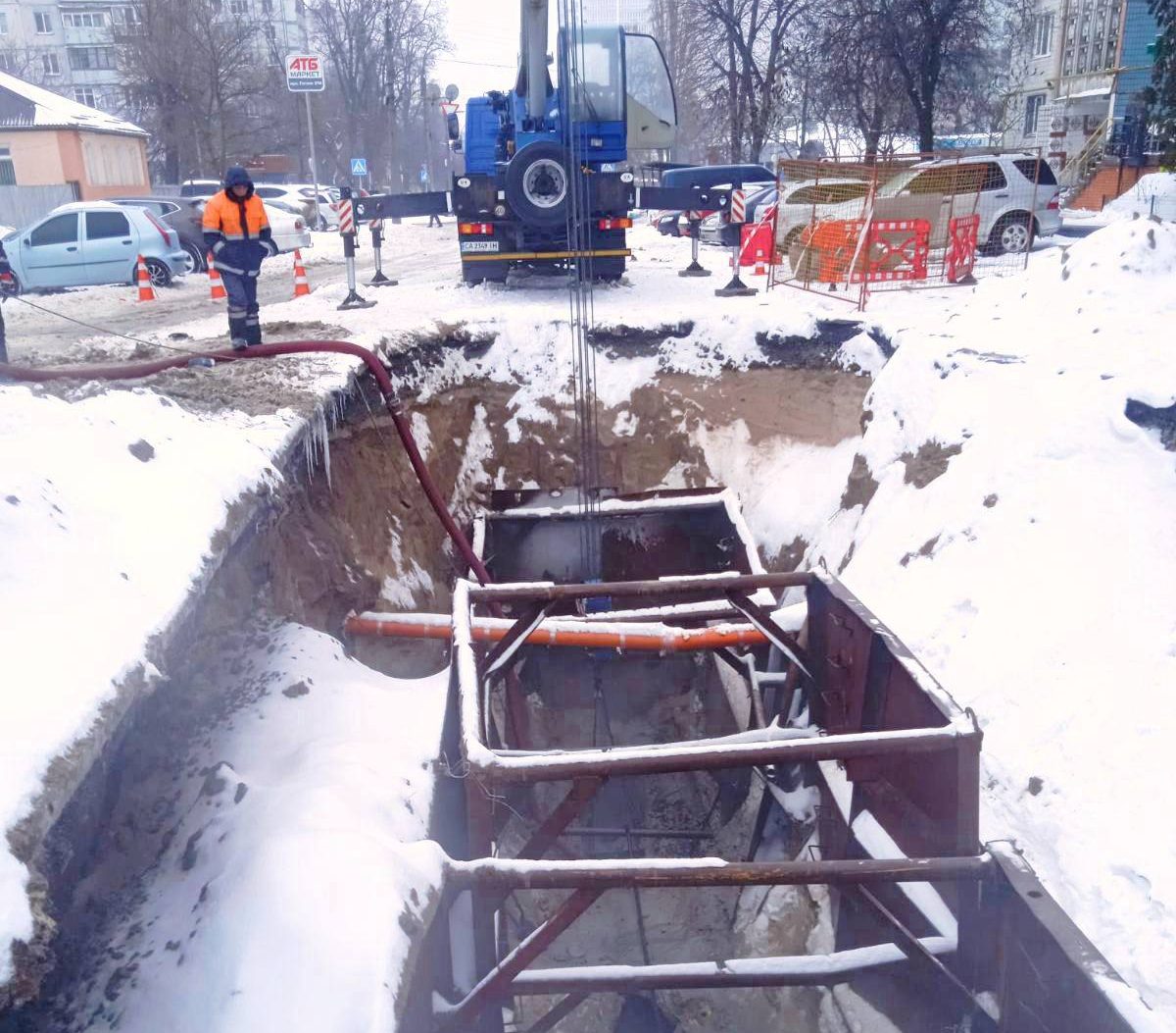 ремонт колектора на вул. Гоголя