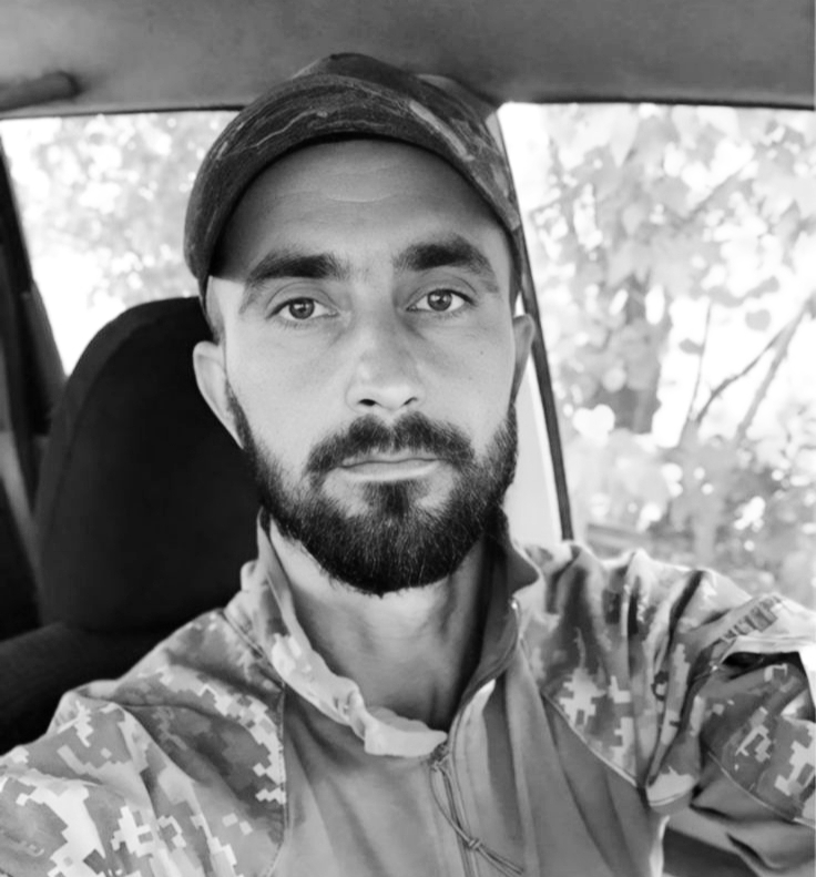 Із захисником, який загинув від влучання FPV, попрощалися у Черкасах