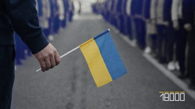 Вчимося в інших міст: як Черкаси можуть офіційно запровадити коридор пошани