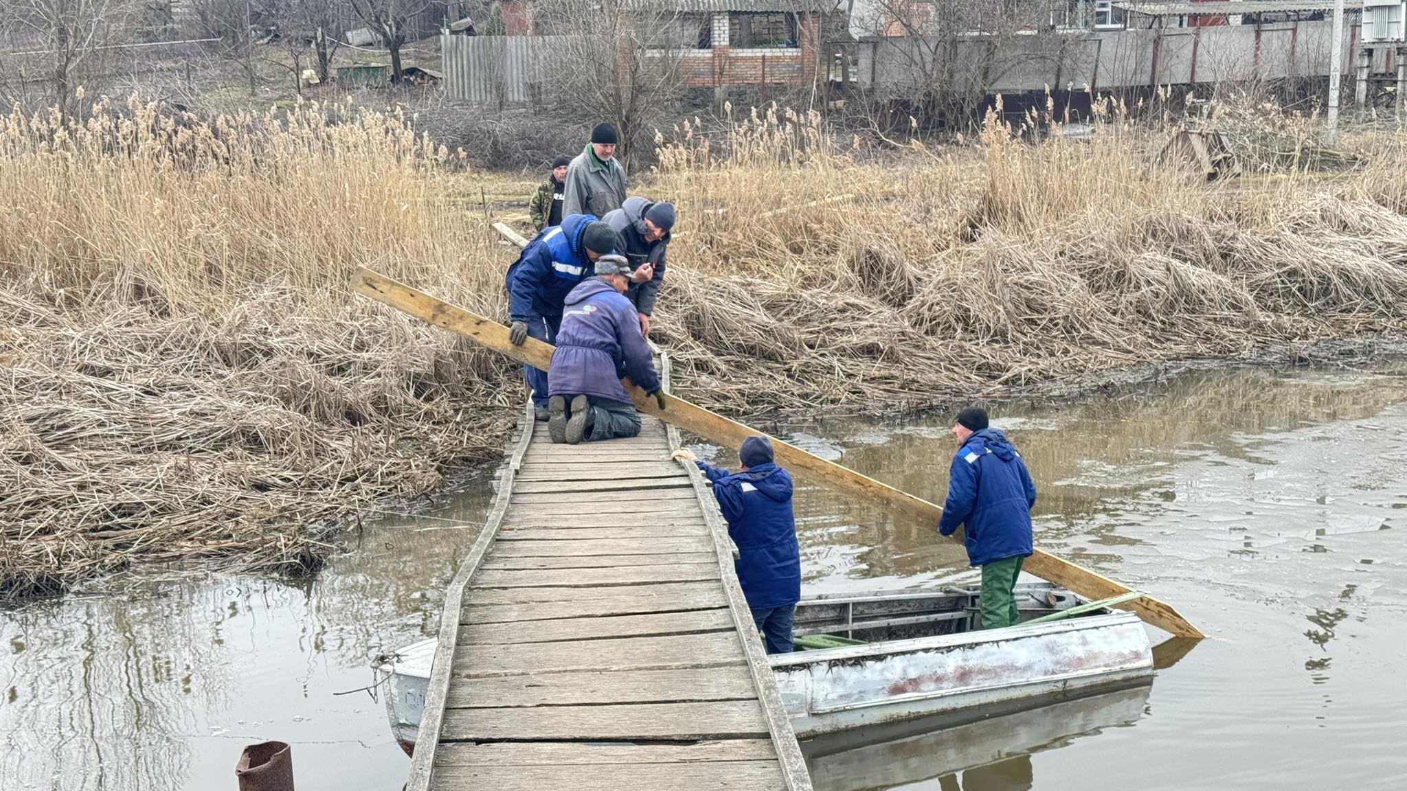 Міст через Тясмин частково відновили у Кам’янці