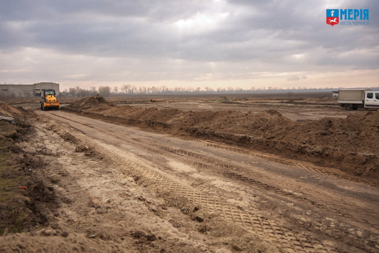 У мережі з’явилися світлини нового військового кладовища у Черкасах (ФОТО)
