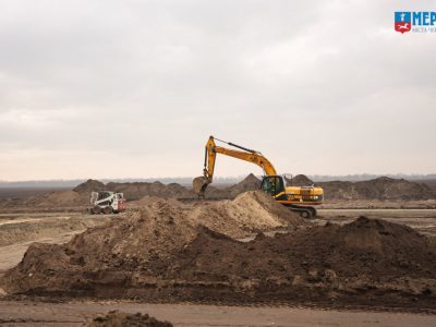 екскавтор риє