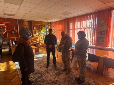 передають нагороду