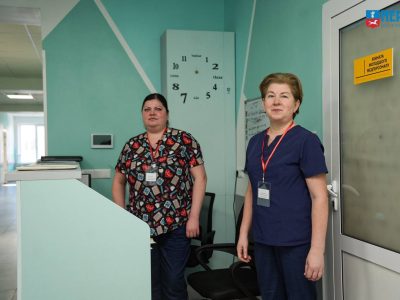 Працівниці відділення Третя міська лікарня