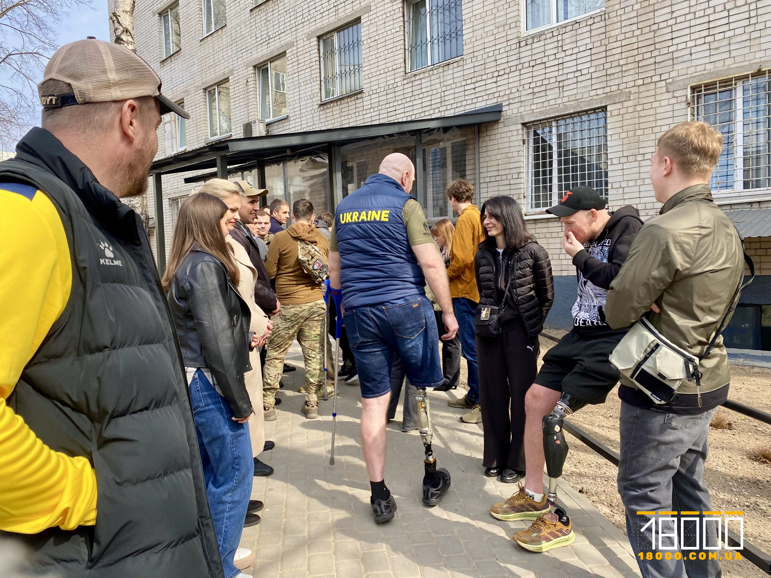 ветерани у натовпі