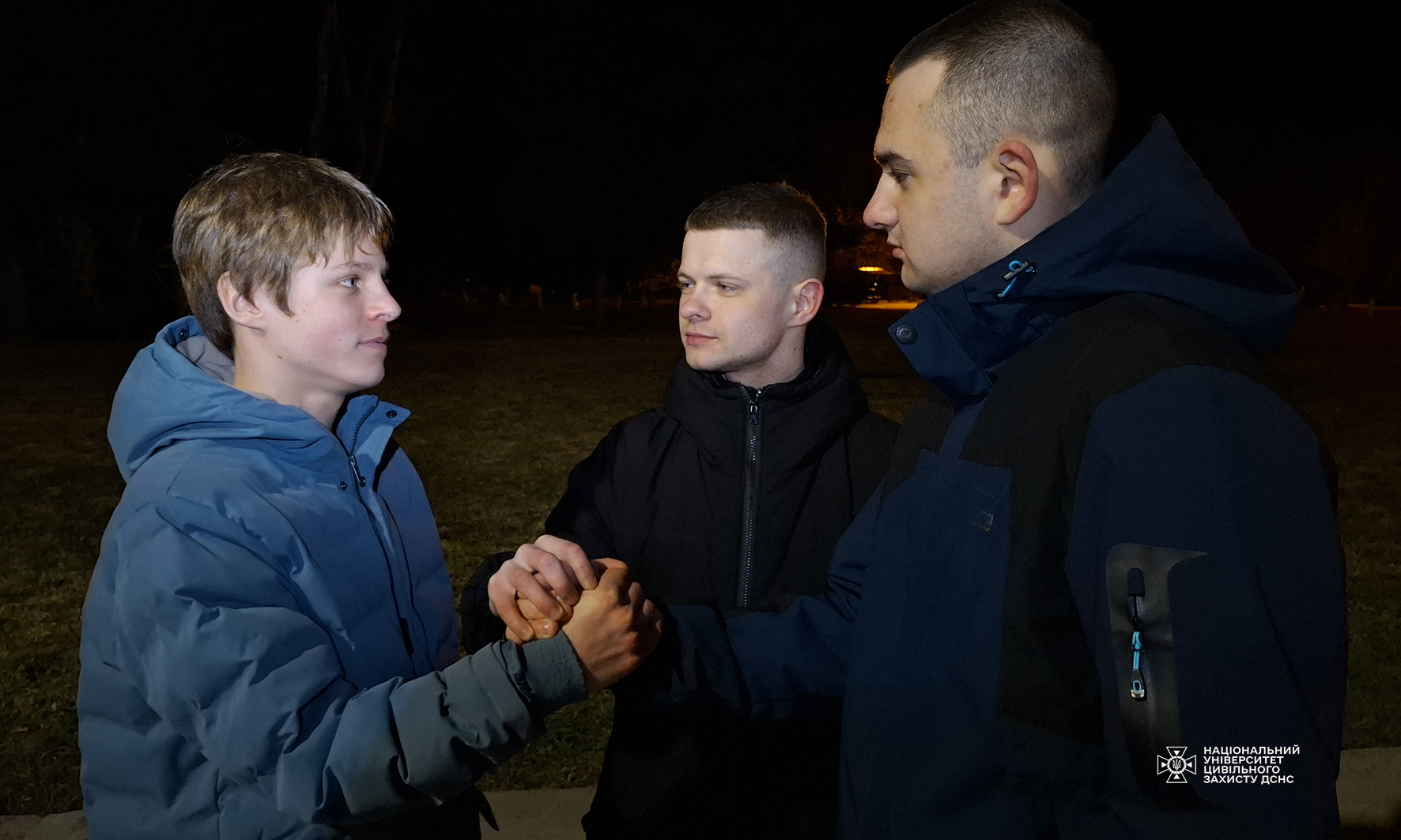 врятували підлітків