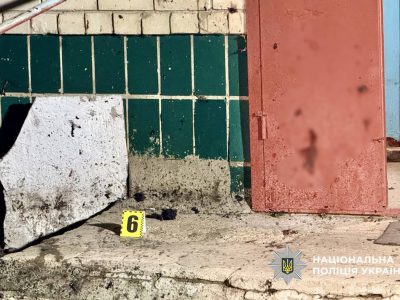 під'їзд після вибуху гранати