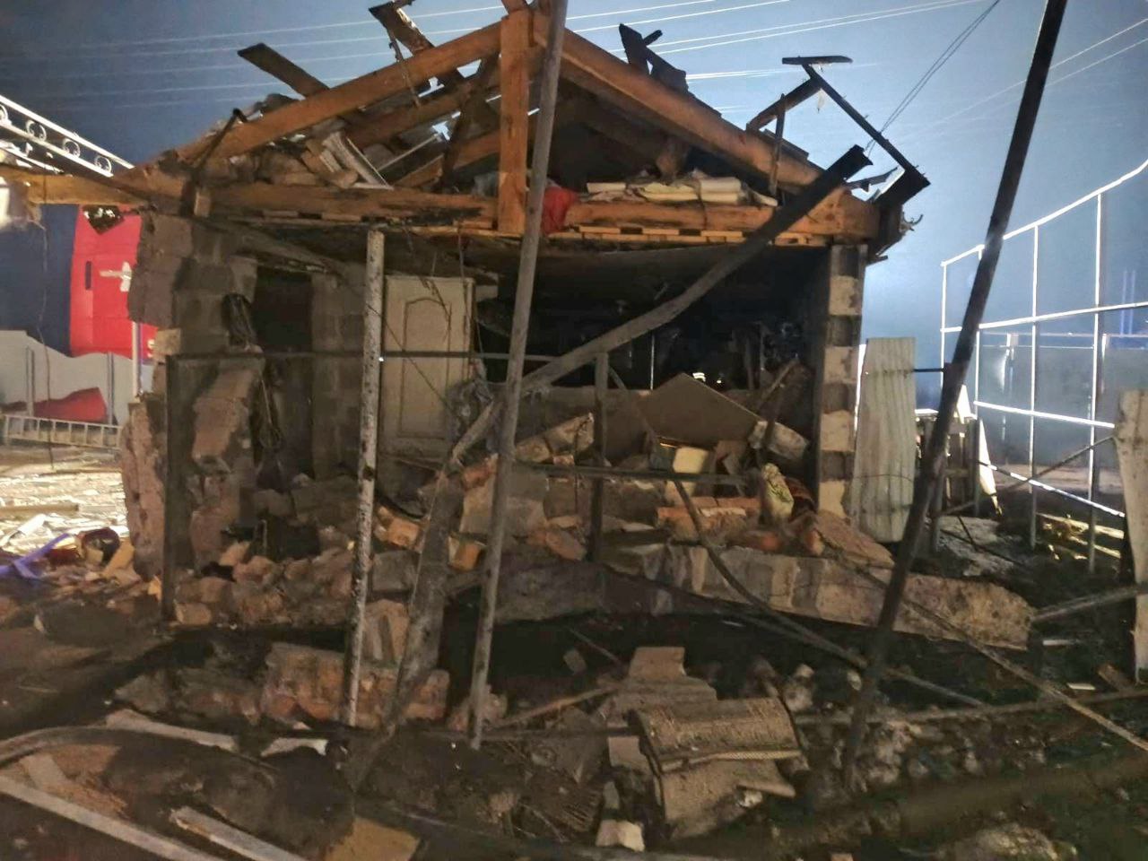 Зруйнована будівля