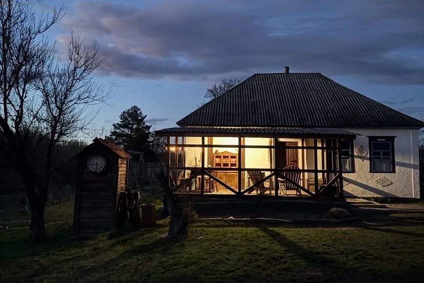 хатта ввечері