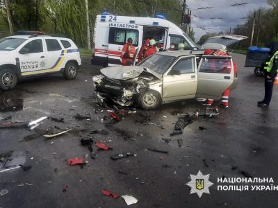 автомобіль після аварії