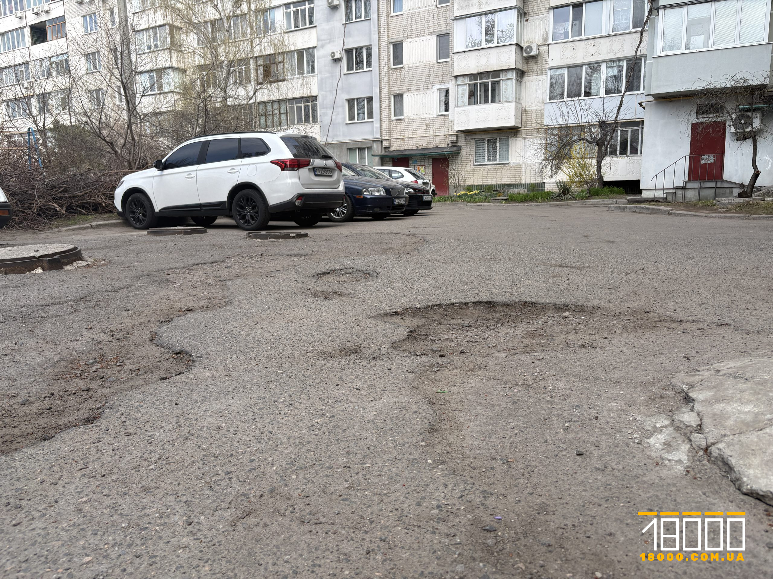 У Черкасах зареєстрували петицію, в якій пропонують перевірити самовільні перекриття дворів багатоповерхівок