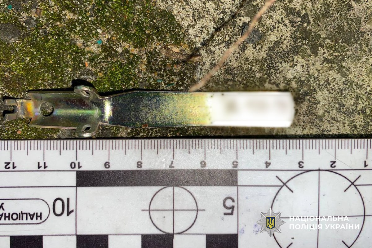 На Звенигородщині чоловік підірвав гранату у дворі (ФОТО)