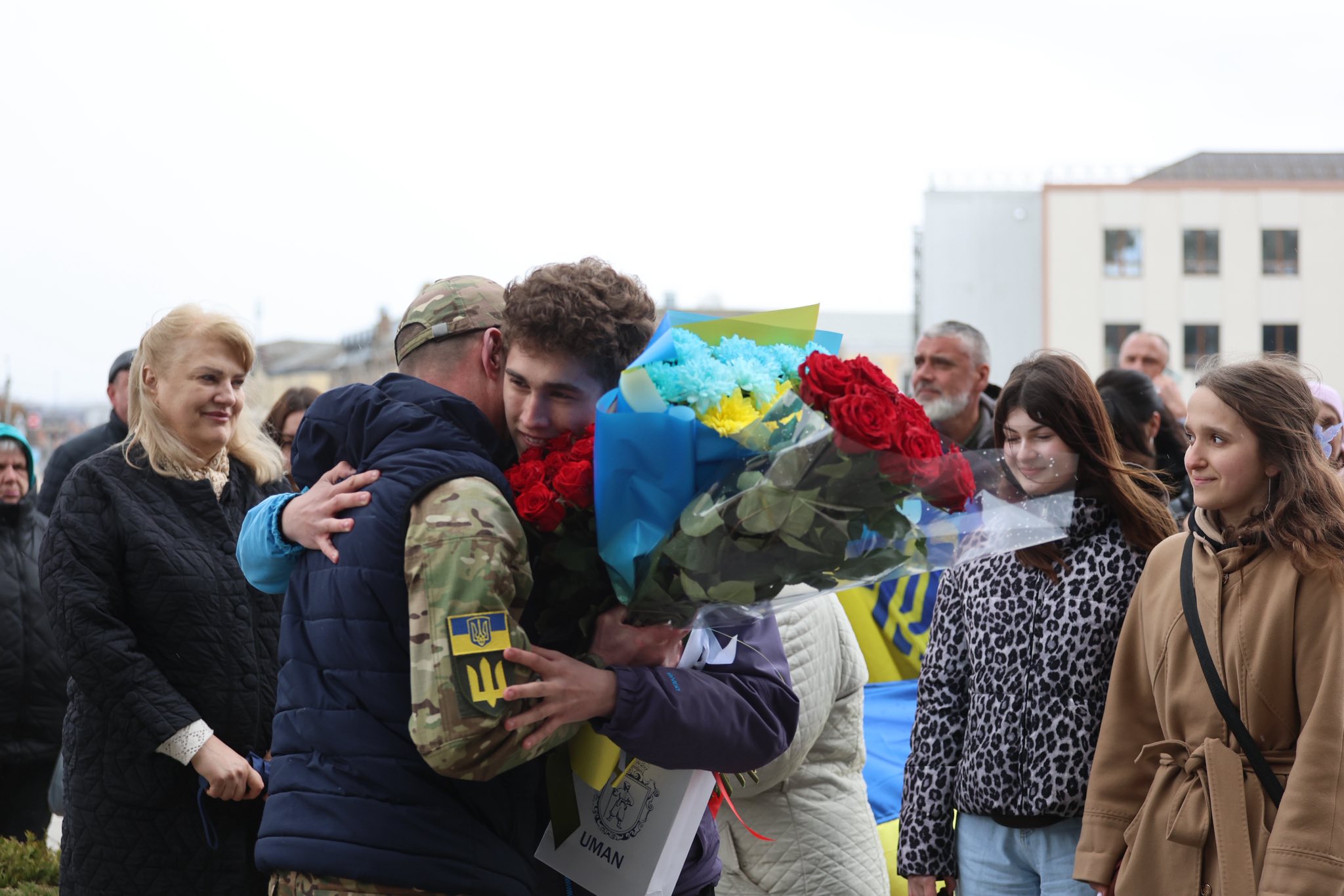 Місцеві зустрічають захисника в Умані