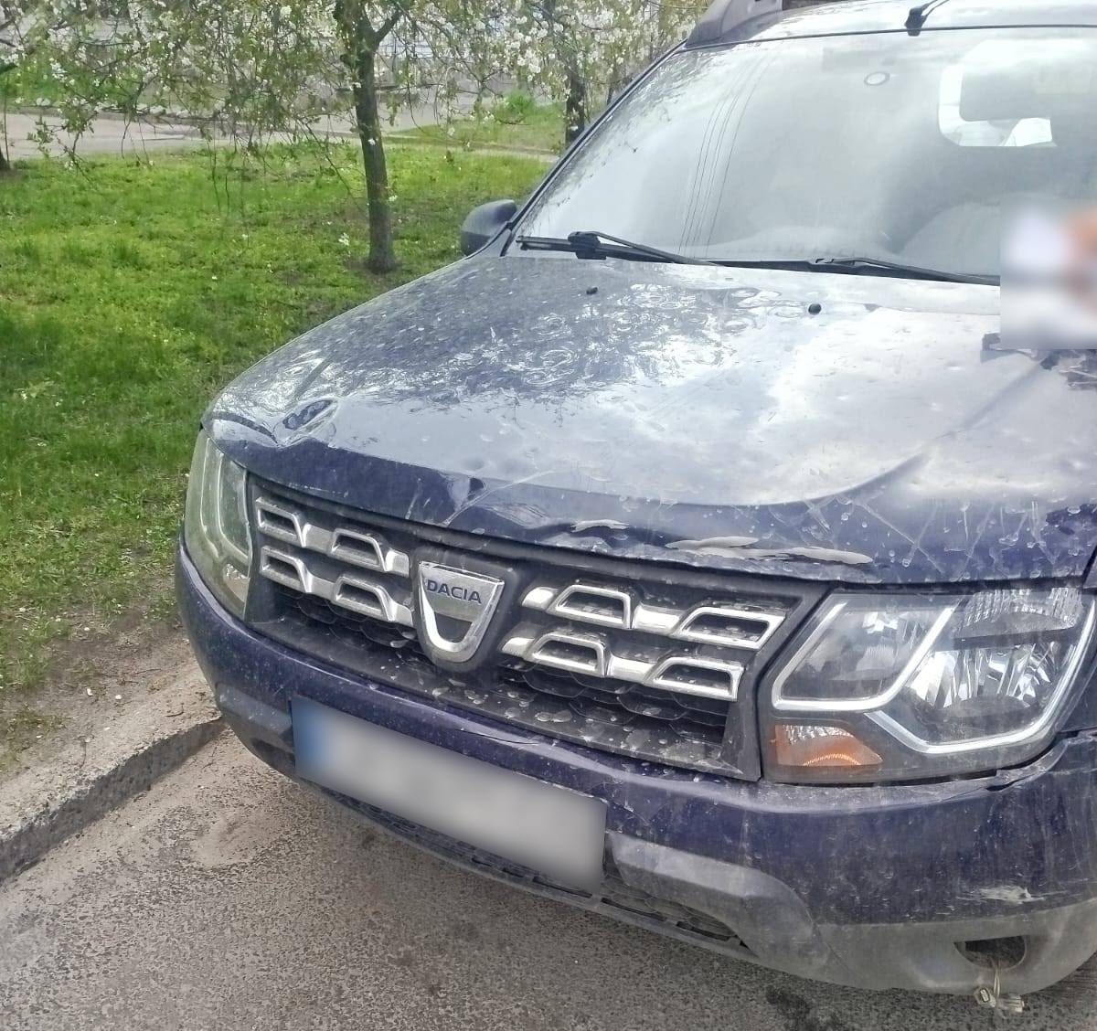 автівка на вулиці