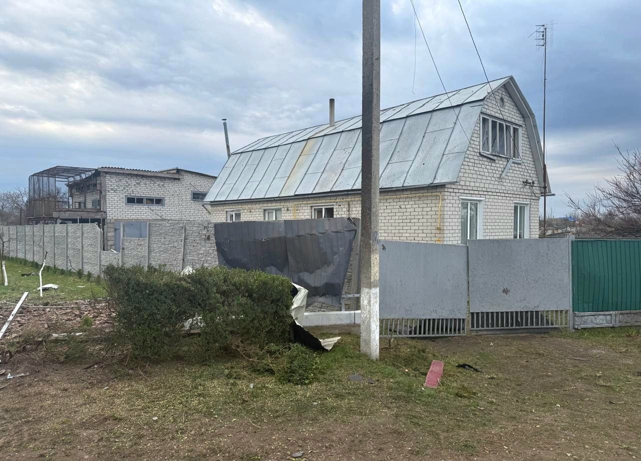 пошкоджений будинок