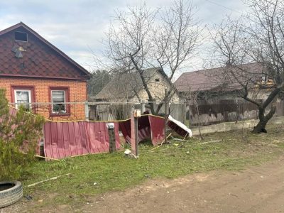 пошкоджений будинок