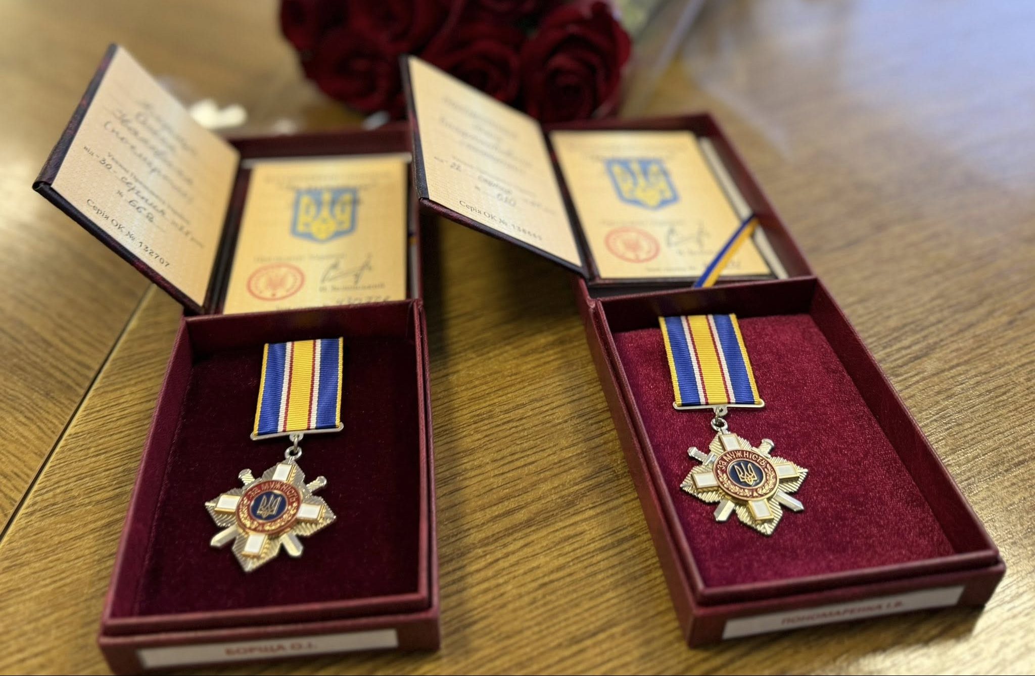 Двох захисників зі Сміли нагородили орденами посмертно